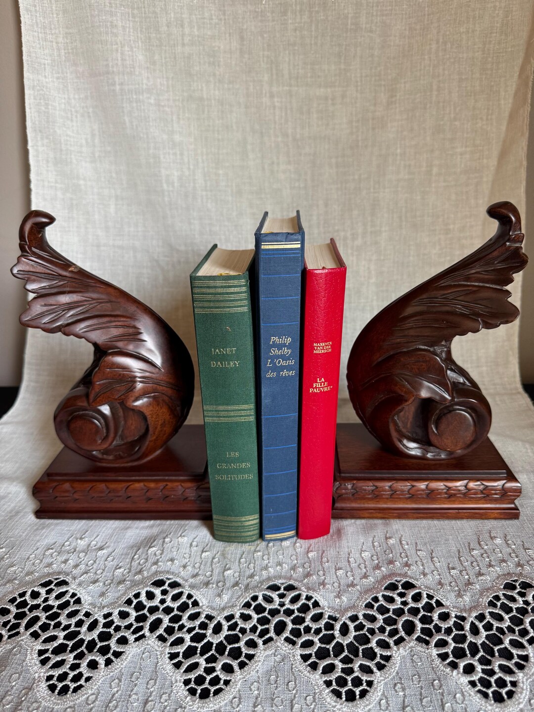 Paire de serre-livres Crocodile MERLIN-GERIN en céramique Ar