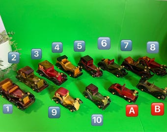 Vintage Wooden Toy Car: Retro Collectible, Rustic Decor