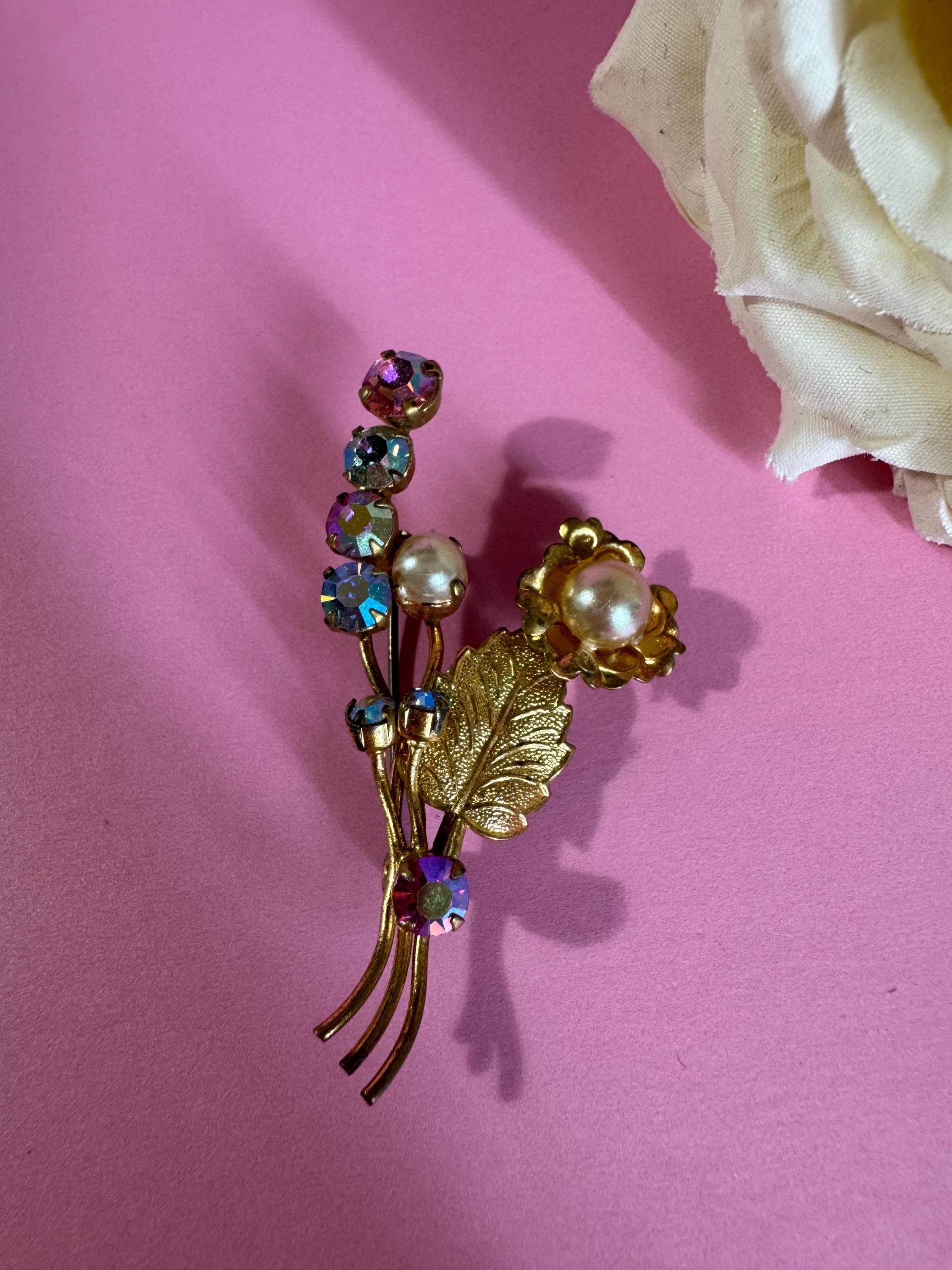 Broche Fantaisie Vintage - Métal Doré - Style Rétro Et Élégant (Occasion)