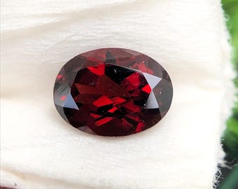 Red Garnet Gemstone: Faceted Oval, 8x6mm - Jewelry Making