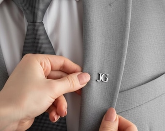 Spilla da bavero con iniziali personalizzate: spilla da sposo personalizzata per matrimonio