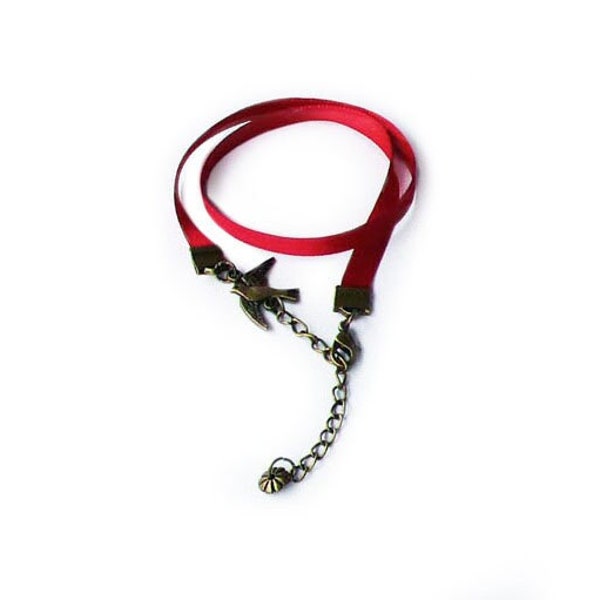 Bracelet ruban de satin double rouge breloque oiseau ou chat