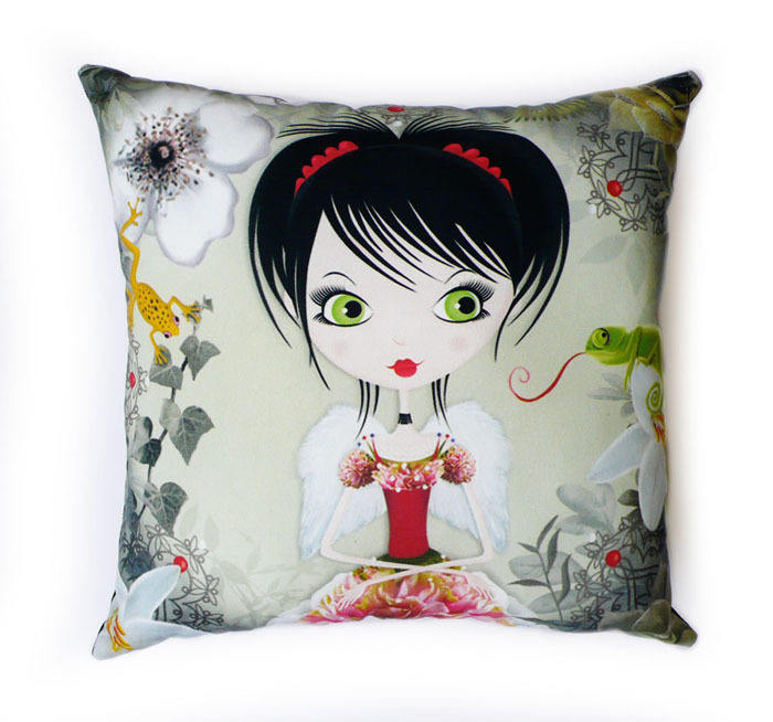 Coussin Fille Fée Au Caméléon Fond Beige, Déco Chambre d'enfants, Dessin Onirique