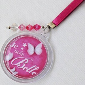 Porte-clés fille Je suis belle rose, accessoire pour les filles, papillon, message, cadeau femme, déco perles image 1