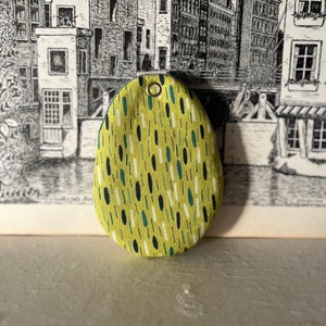 key cozy - egg shape key pouch - Green rains