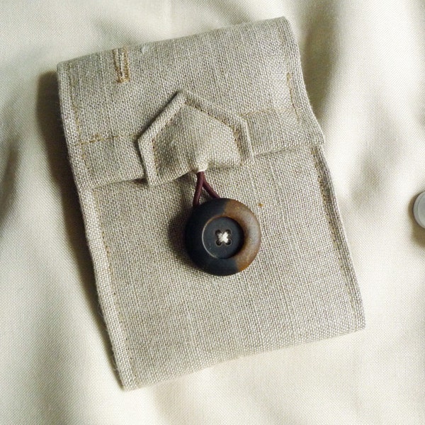 ipod/iphone wallet (Genius natural hemp) with real ox-horn button