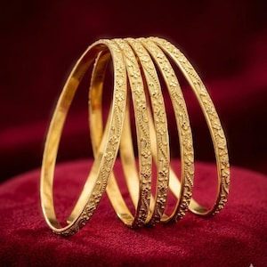 Bracciali rigidi placcati in oro 18 carati, set di 5 bracciali impilabili in stile boho.