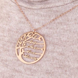 Personalized Family Tree Necklace with Names, Custom Mom Necklace, Gift for Mum, Engraved Jewelry, Mother’s Day Gift