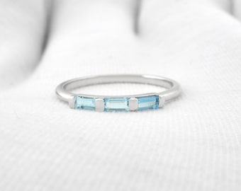 Aquamarine Band, Baguette Cut Natural Aquamarine Wedding Band, 14k Solid Gold Bridal Ring, Blue Stone Wedding Ring, Promise Anniversary Ring