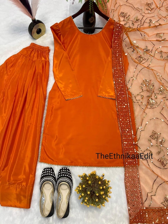 Farshi Salwar Kameez: Pakistani Wedding Dress, Crepe Silk Eid Outfit
