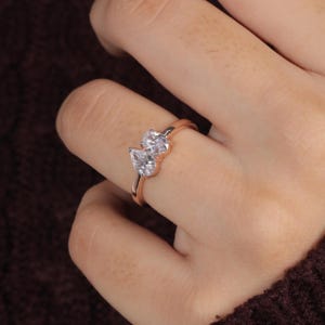 Moissanite Toi et Moi Ring, 14k Massivgold Verlobungsring, Zwei Stein Vorschlag Ring, Diamantring für Frauen