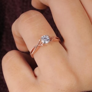 0.5 CT Round Cut Engagement Ring, 14K Gold Diamond Solitaire Ring, Twisted Band, Minimalist Promise Ring, Bridal Jewelry