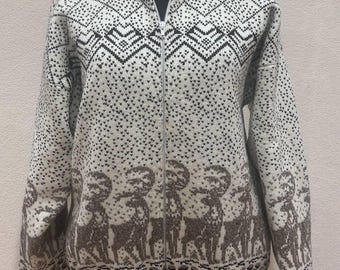 White Wool Zip Sweater: Scandinavian Reindeer Design - XL