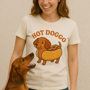 Hot Dog Shirt – Funny Dachshund T-Shirt – Cute Wiener Dog Lover Gift – Retro Sausage Dog Tee – Hot Doggo Cartoon Tee