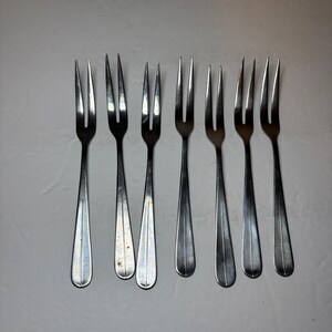 Juego vintage Capco de 7 tenedores de acero inoxidable para fondue y aperitivos, 6,25 pulgadas, Japón