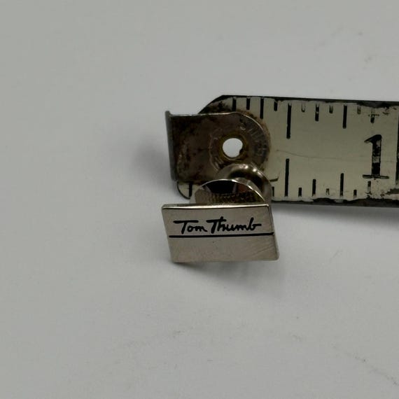 Vintage Tom Thumb Grocery Store Pin Tie Tack Cufflink Silver Toned Logo Employee View 3