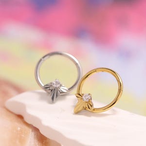 Septum Jewelry Clicker Ring 16G Shiny Round CZ Starburst Hoop Conch Rook Daith Helix Tragus Piercing Surgical Steel Cartilage Nose Piercing