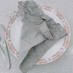 Light gray Cotton Napkins Set with Ruffles | Stone washed Reusable Cloth Napkins Bulk | Wedding Party Napkins | Dinner Table Kitchen Napkins