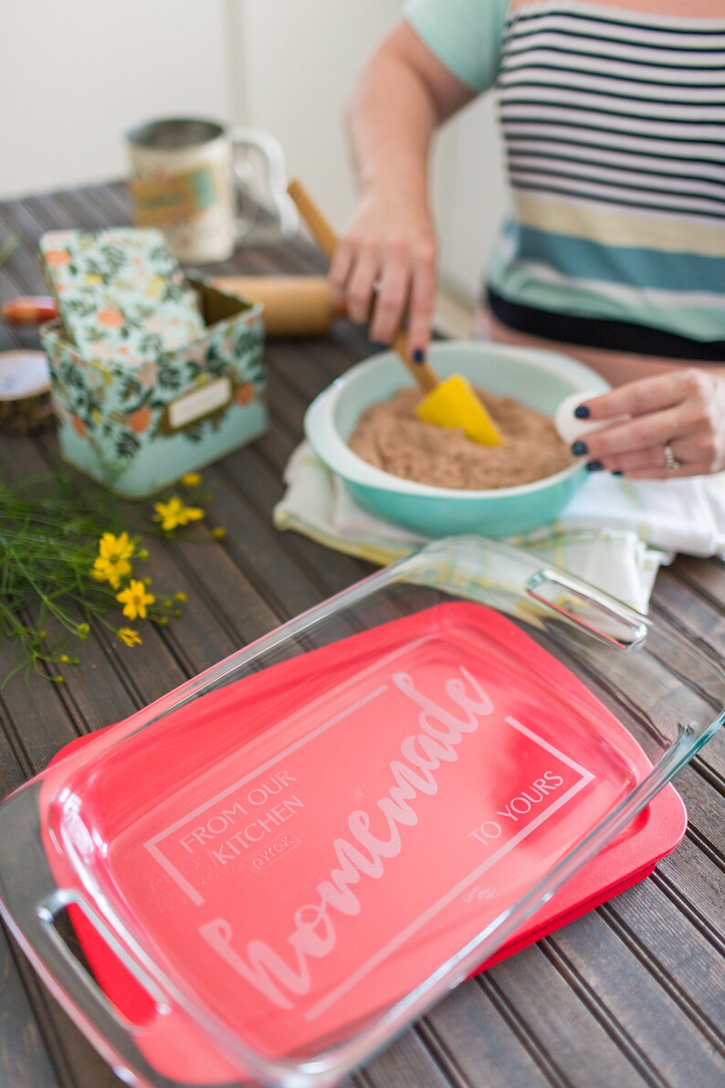 /& Mrs. Pyrex Baking Dish Mr