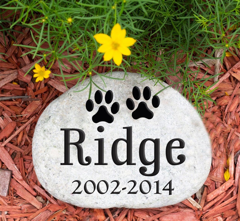 name and dates Personalized with paw prints