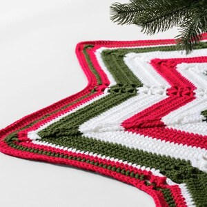 Christmas Crochet Pattern: Christmas Tree Skirt Classic Cable Star Christmas Tree Skirt pattern, PDF Download, Star tree skirt pattern image 8