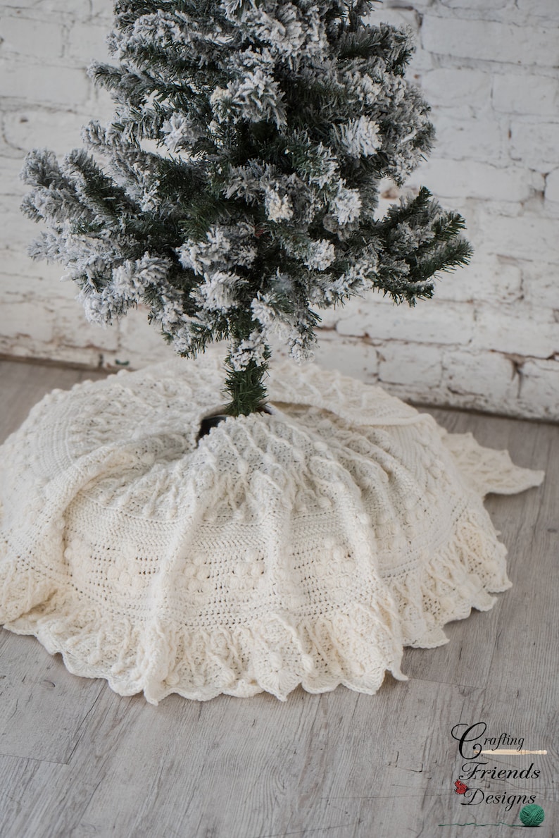 Crochet Pattern: Christmas Tree Skirt Royal Christmas Tree Skirt textured, PDF Instant download image 7