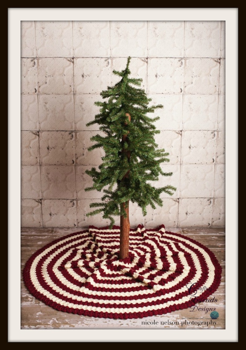 Christmas Crochet Pattern: Christmas Tree Skirt Diamond Christmas Tree Skirt, PDF Instant Download image 10