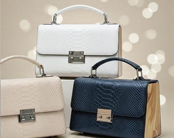 Handmade wooden leather handbag