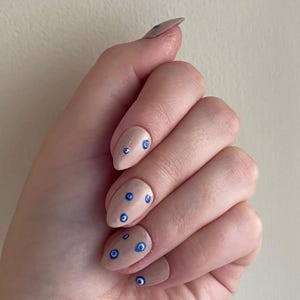 Evil Eye Press on Nails