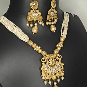 Long Polki Necklace/ White Semiprecious beads Necklace/ Indian Long Necklace/ Pakistani Jewelry/ Kundan Long Necklace Mala/ Indian Jewelry