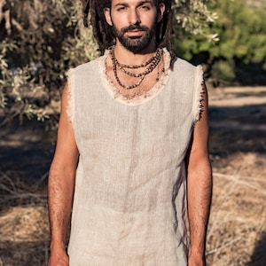 Frayed Sleeveless Linen Shirt ⋙