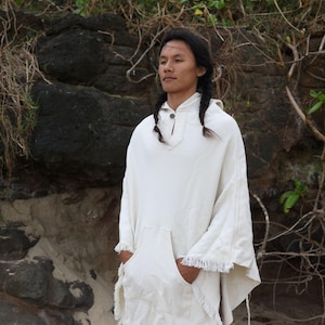 Wollponcho mit Kapuze ⋙ Unisex Natural Color