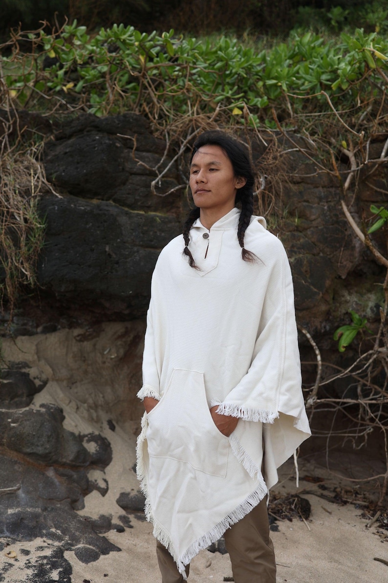 Wollponcho mit Kapuze ⋙ Unisex Natural Color