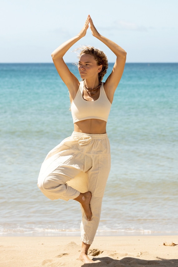 Yoga Outfit ๑ Organic Cotton Yoga Top 3/4 Harem Pants Handwoven Cotton -   Sweden