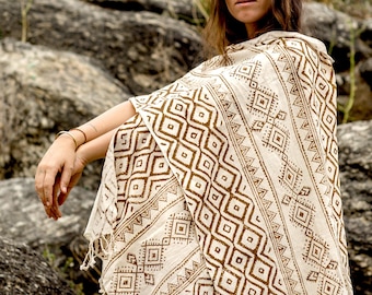 Ancient Waves Shawl ⫸⫸ Handwoven Wild Cotton Block Printed Shawl