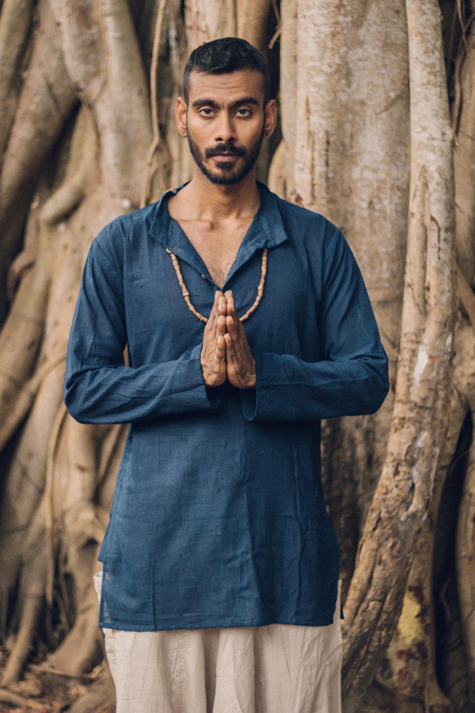 Handgewebte Baumwolle ~ Kurta ~ Indigo