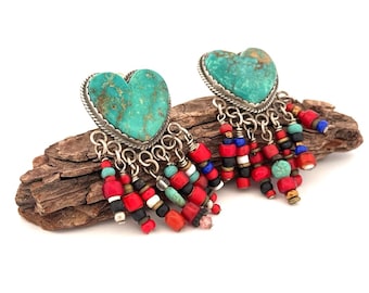 Orecchini a clip in argento sterling con perline turchesi di JOAN SLIFKA