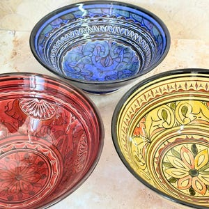 Large Moroccan Salad Bowl – Hand-Painted Nakch Design – 26cm Artisan Ceramic