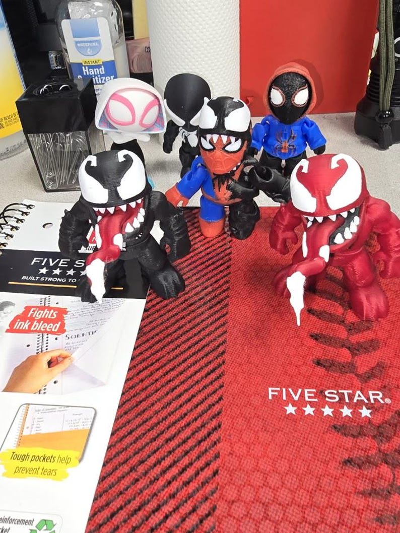 Figuras impresas en 3D de Venom y Carnage - Figura de acción de simbionte de 80 mm - Colección de villanos de Spider-Man - Decoración de escritorio para fans de Marvel imagen 6