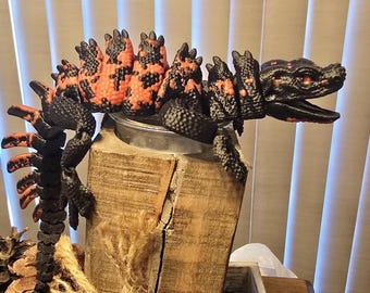 Articulated Sailfin Lizard | 3D Printed Flexible Dragon Reptile Toy | Large & Small