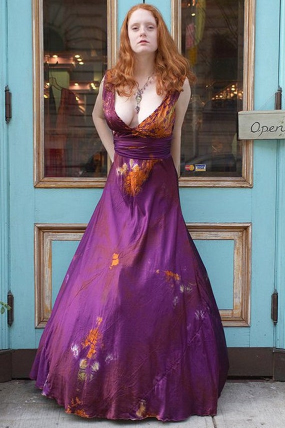 burgundy wedding dress plus size