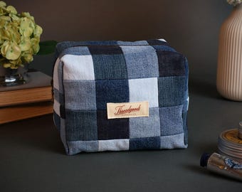 Bolsa de viaje cuadrada con cremallera y diseño de patchwork acolchado y hecho a mano