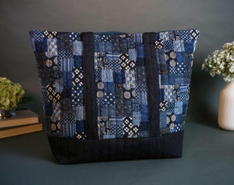 Bolso tote acolchado con diseño de patchwork índigo japonés / Bolso Nara Homespun de tela vaquera con orillo