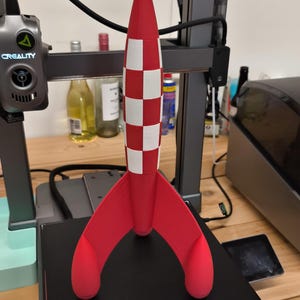 3d printed Tintin&#39;s Rocket to the Moon
