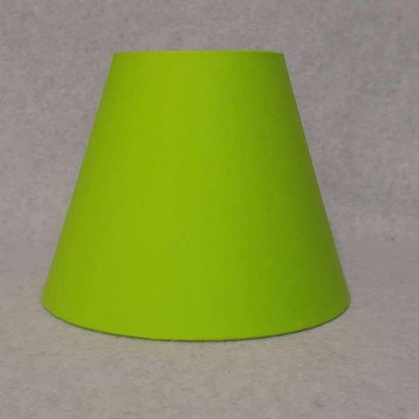 Green lamp shade.  Solid green.  Shade is 9.5" wide at the bottom, 5" wide at the top and 7" tall