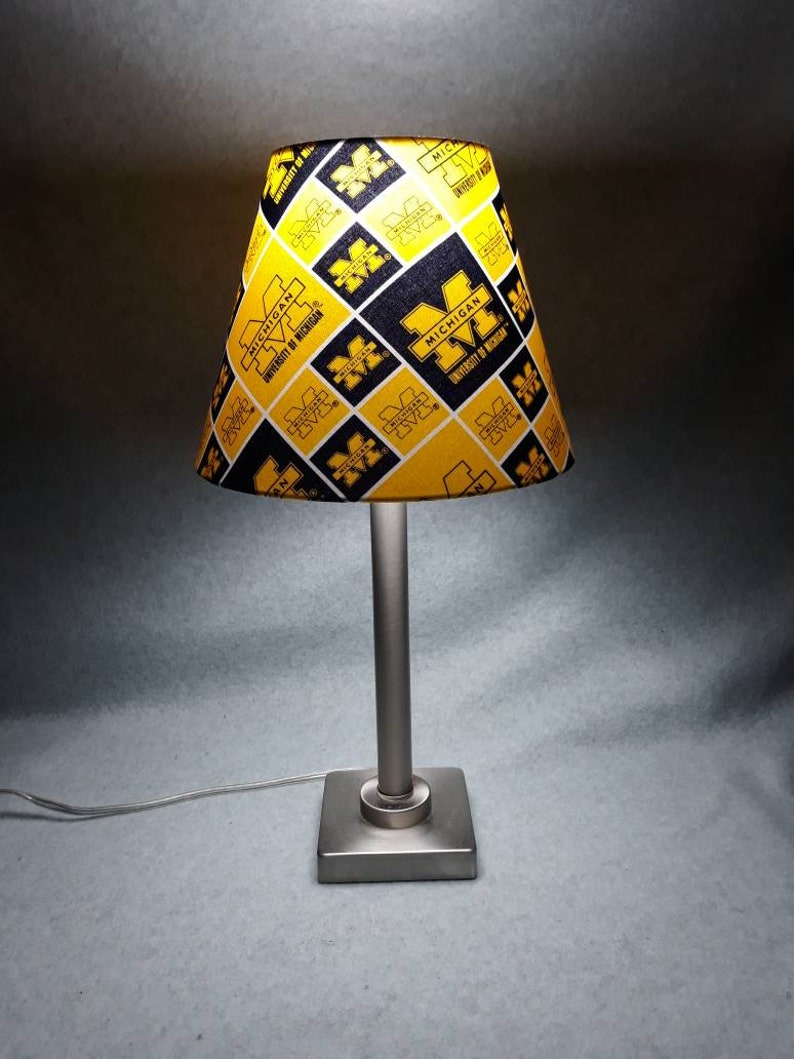 University Of Michigan Lamp Shade Wolverines Shades Are 9 5 X 7 Tall