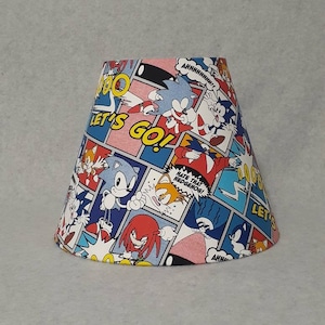 Sonic the Hedgehog lamp shade (Nintendo, Sega)  Characters packed.  Shades are 9.5" x 5" x 7" tall