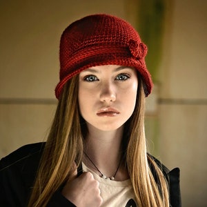 Autumn Red Hat/Beanie Hat/Cloche/Hat/Beanie/Autumn Red Cloche (fits Teen/Small Adult and Medium Adult)