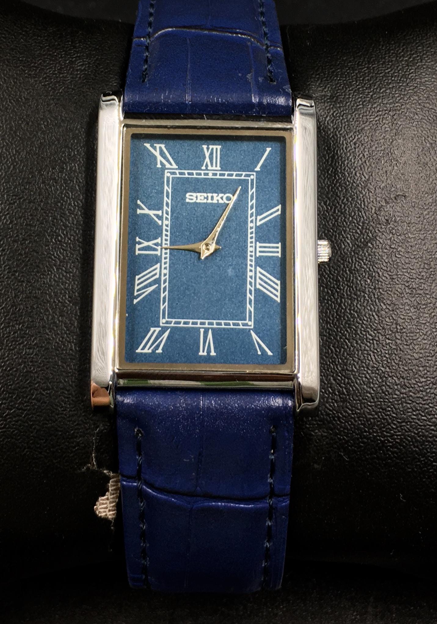 Vintage Blue Seiko Tank Blue Strap Slim Quartz Men