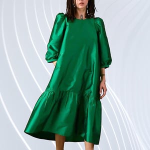 Emerald Green Taffeta Midi Dress – 3/4 Sleeves & Ruffle Hem | Prom, Evening, Wedding, Bridesmaid, Christmas Dress